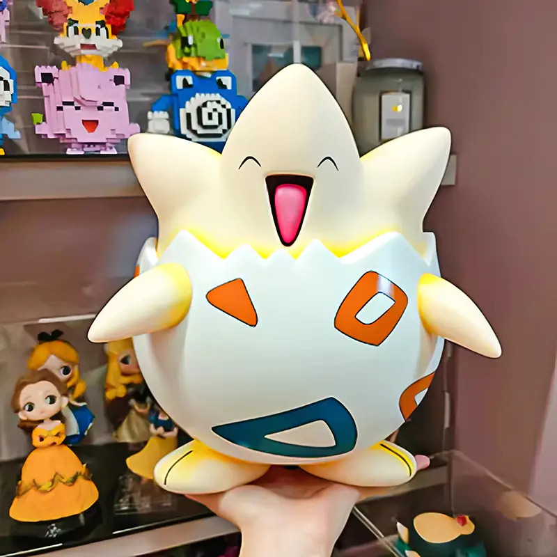 Släpp loss ditt inre barn: Utforska förtrollningen med Pokémon plyschleksaker för heminredning?